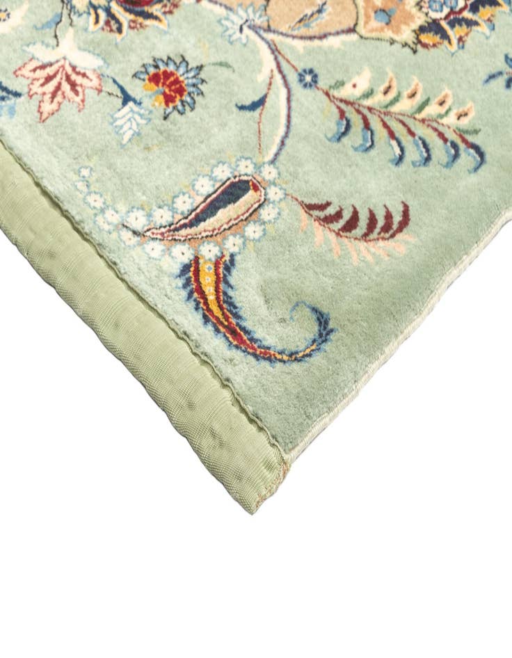 Detail image of 9' 11 x 13' 9 Kashan Rug