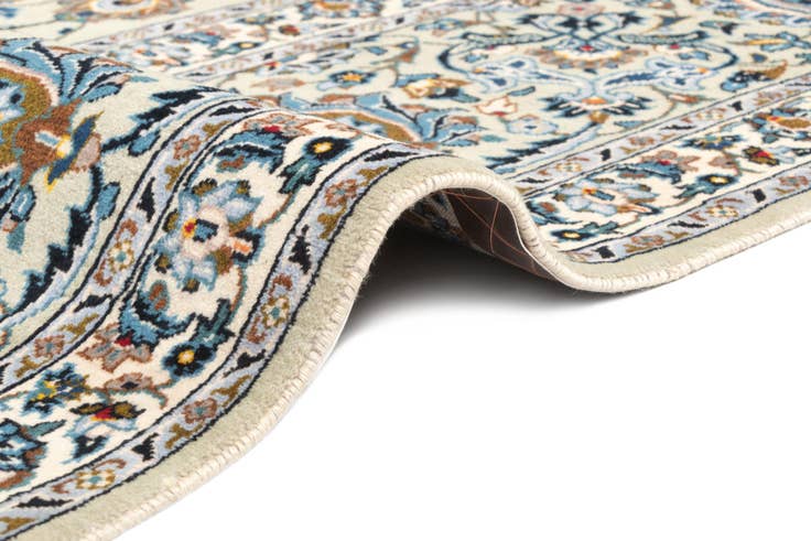 Detail image of 10' 4 x 13' 1 Kashan Rug