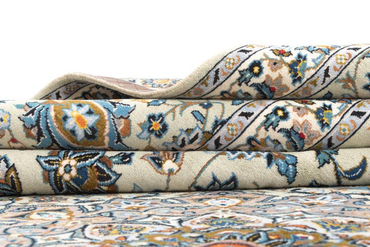 Detail image of 10' 4 x 13' 1 Kashan Rug