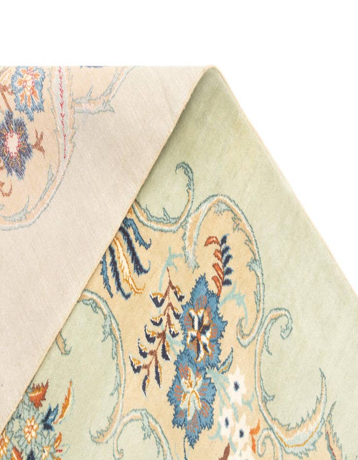 Detail image of 10' 8 x 13' 11 Kashan Rug