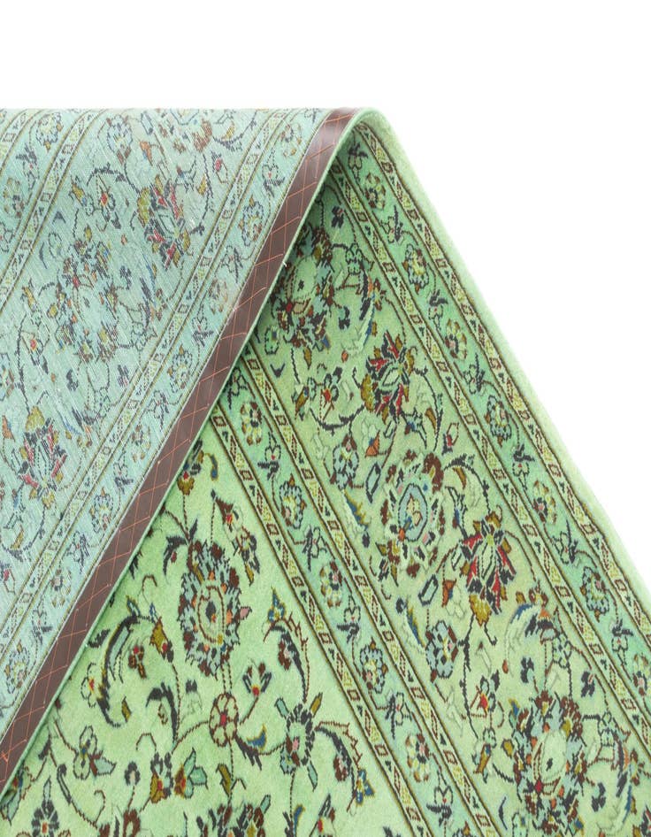 Detail image of 8' 1 x 11' 5 Kashan Rug