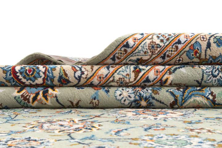 10' 1 x 13' 7 Kashan Rug
