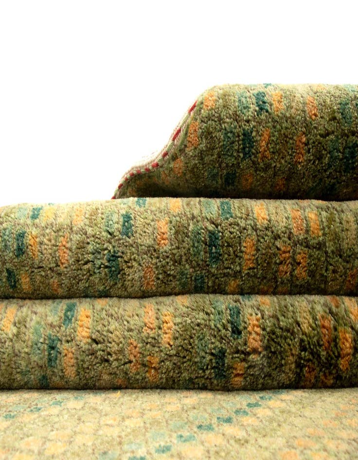 Detail image of 5' 1 x 6' 6 Kashkuli Wool Rug