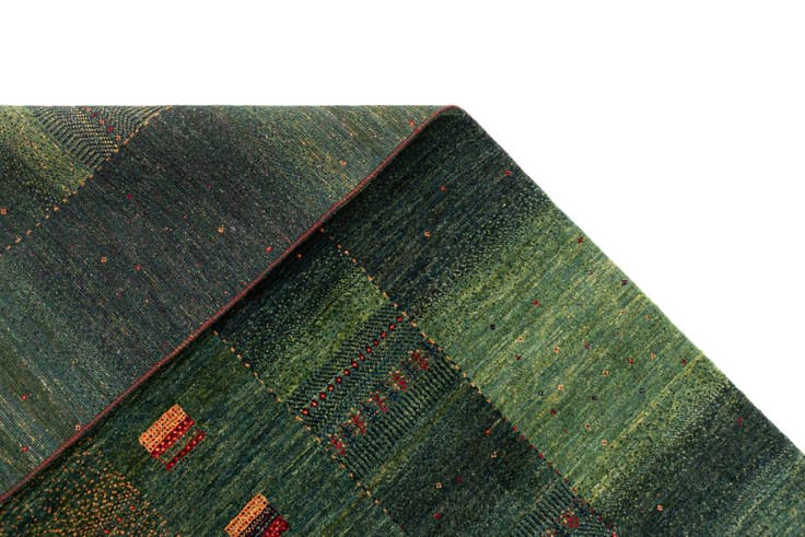 Detail image of 8' 6 x 10' 10 Kashkuli Wool Rug