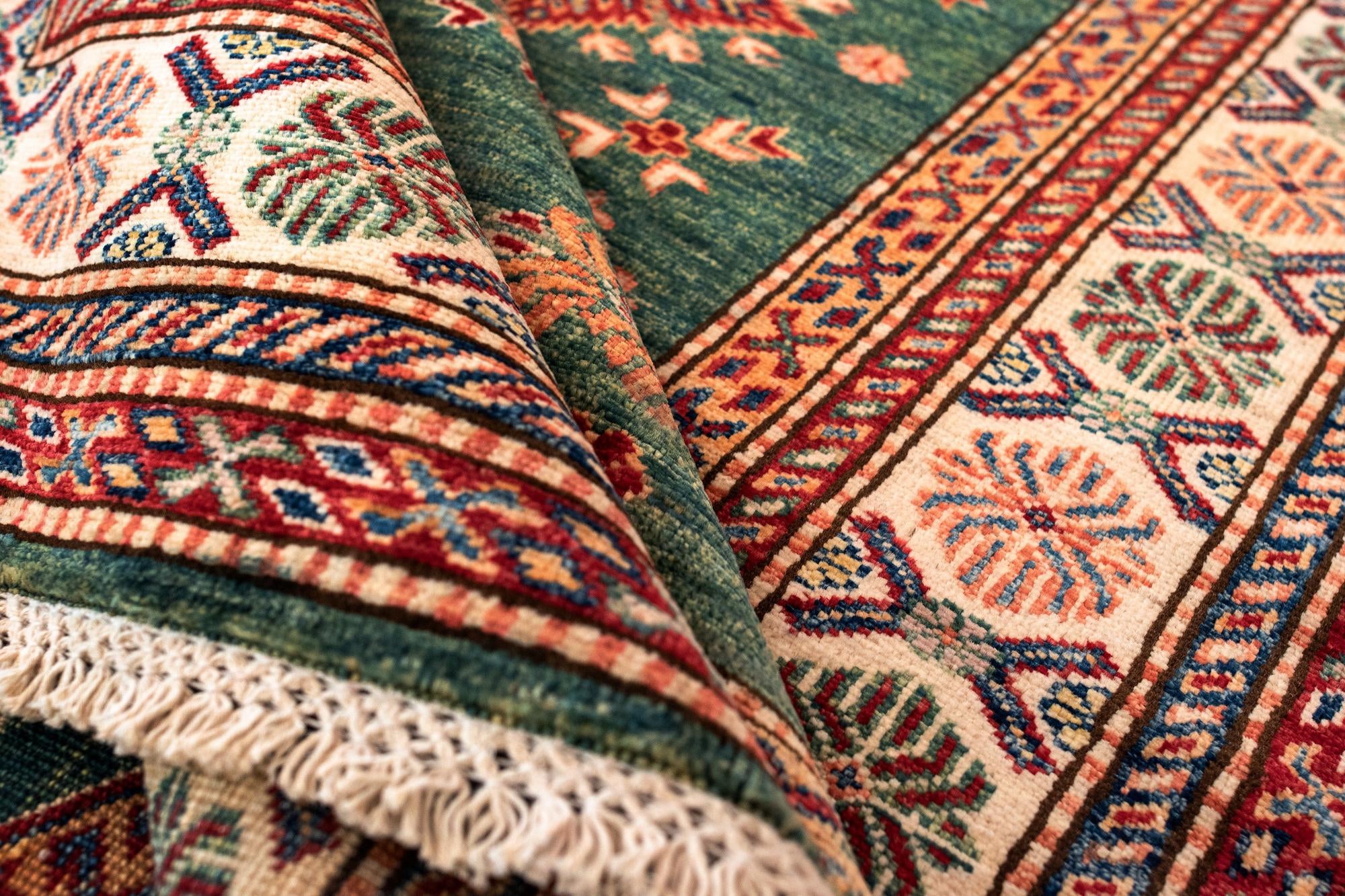 4' 8 x 6' 9 Kazak Wool Rug