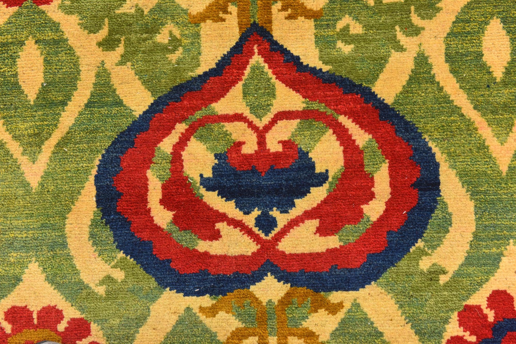 5' x 7' Hand Knotted Kazak Rug