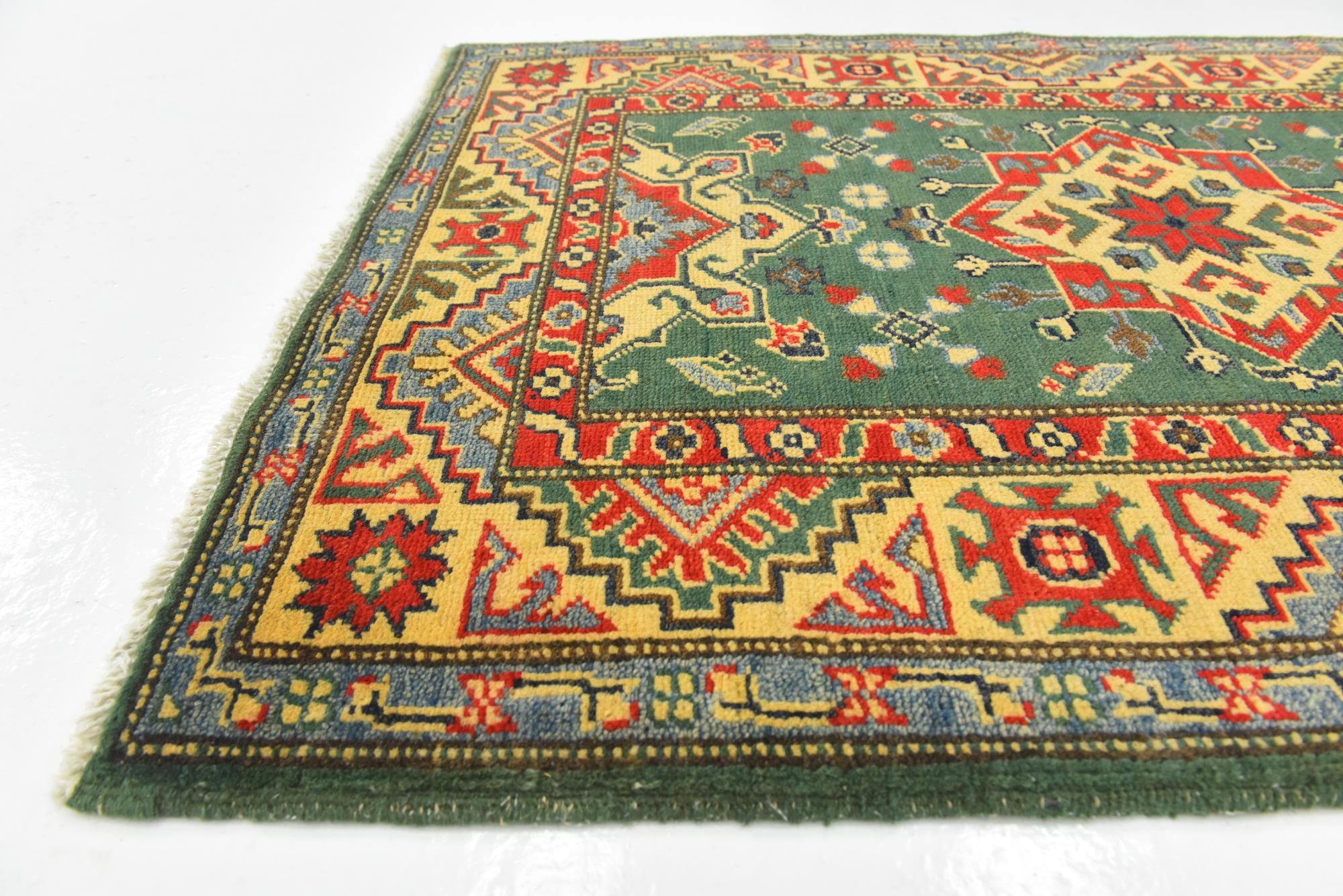 2' 9 x 4' Hand Knotted Kazak Rug