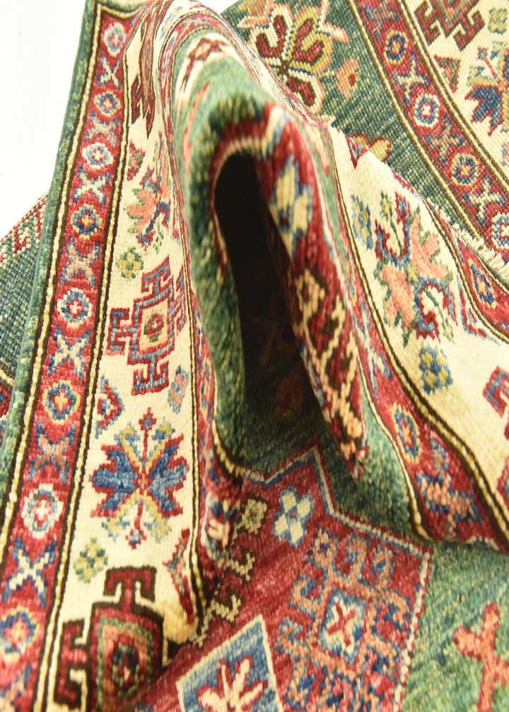 2' 10 x 4' Hand Knotted Kazak Oriental Rug