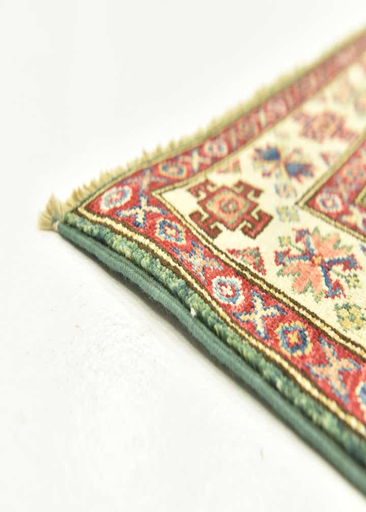 2' 10 x 4' Hand Knotted Kazak Oriental Rug
