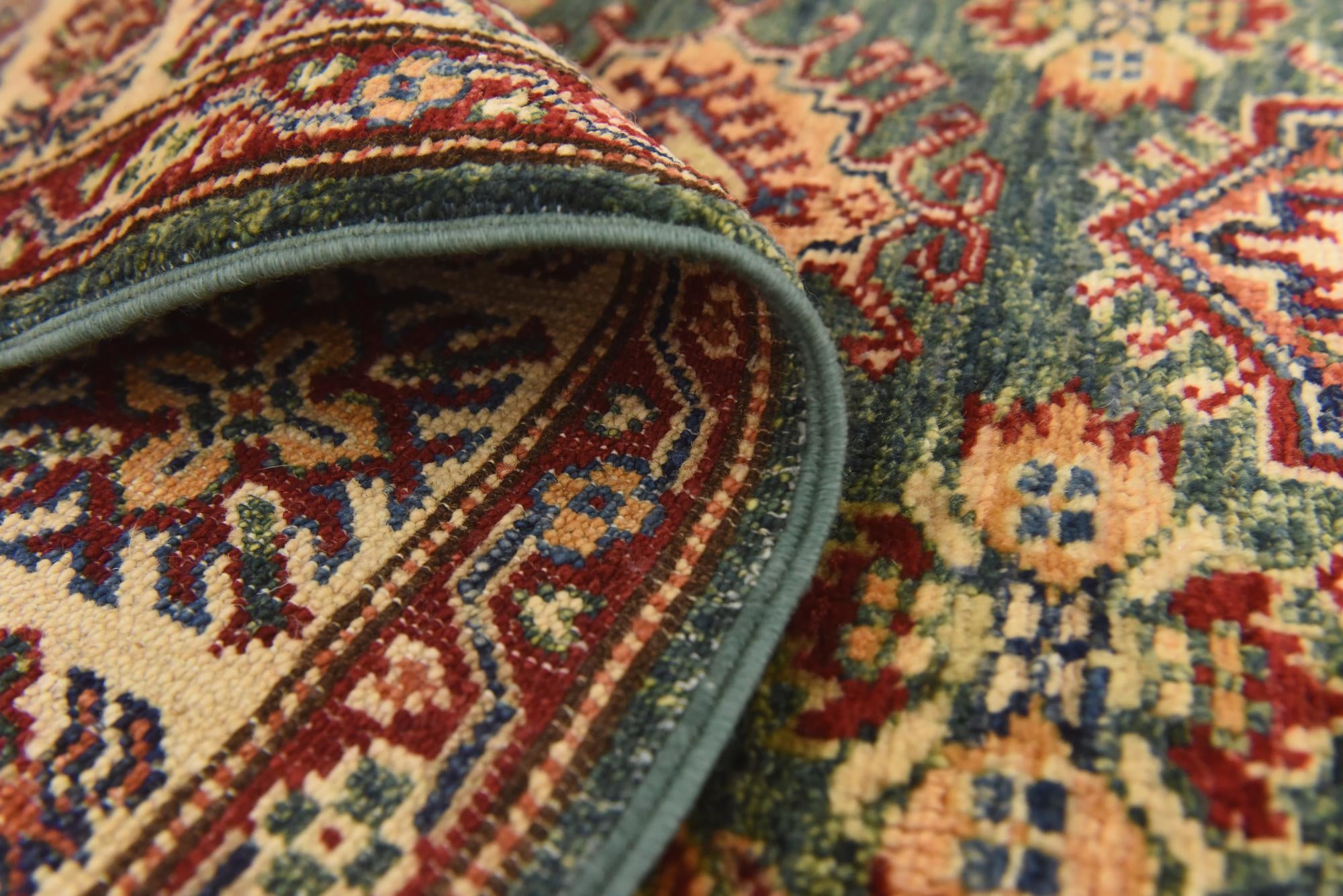 4' x 6' Hand Knotted Kazak Oriental Rug