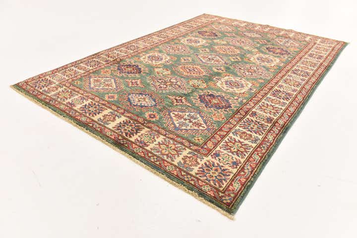 4' x 6' Hand Knotted Kazak Oriental Rug