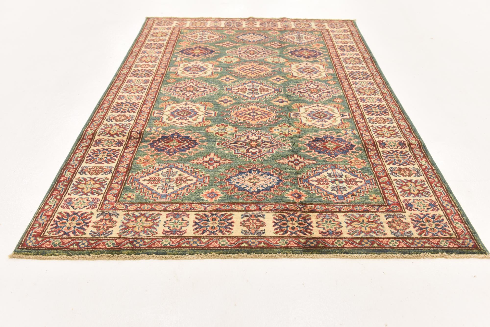 4' x 6' Hand Knotted Kazak Oriental Rug