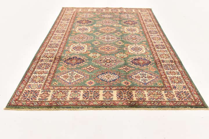 4' x 6' Hand Knotted Kazak Oriental Rug