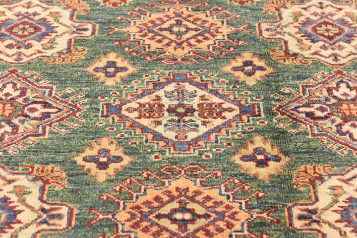 4' x 6' Hand Knotted Kazak Oriental Rug