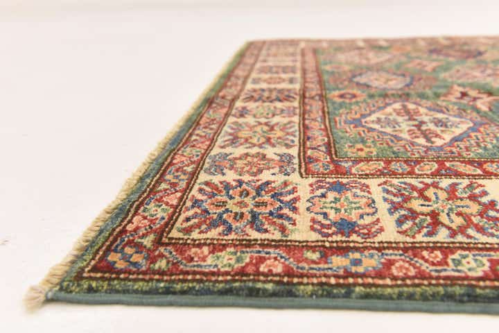 4' x 6' Hand Knotted Kazak Oriental Rug