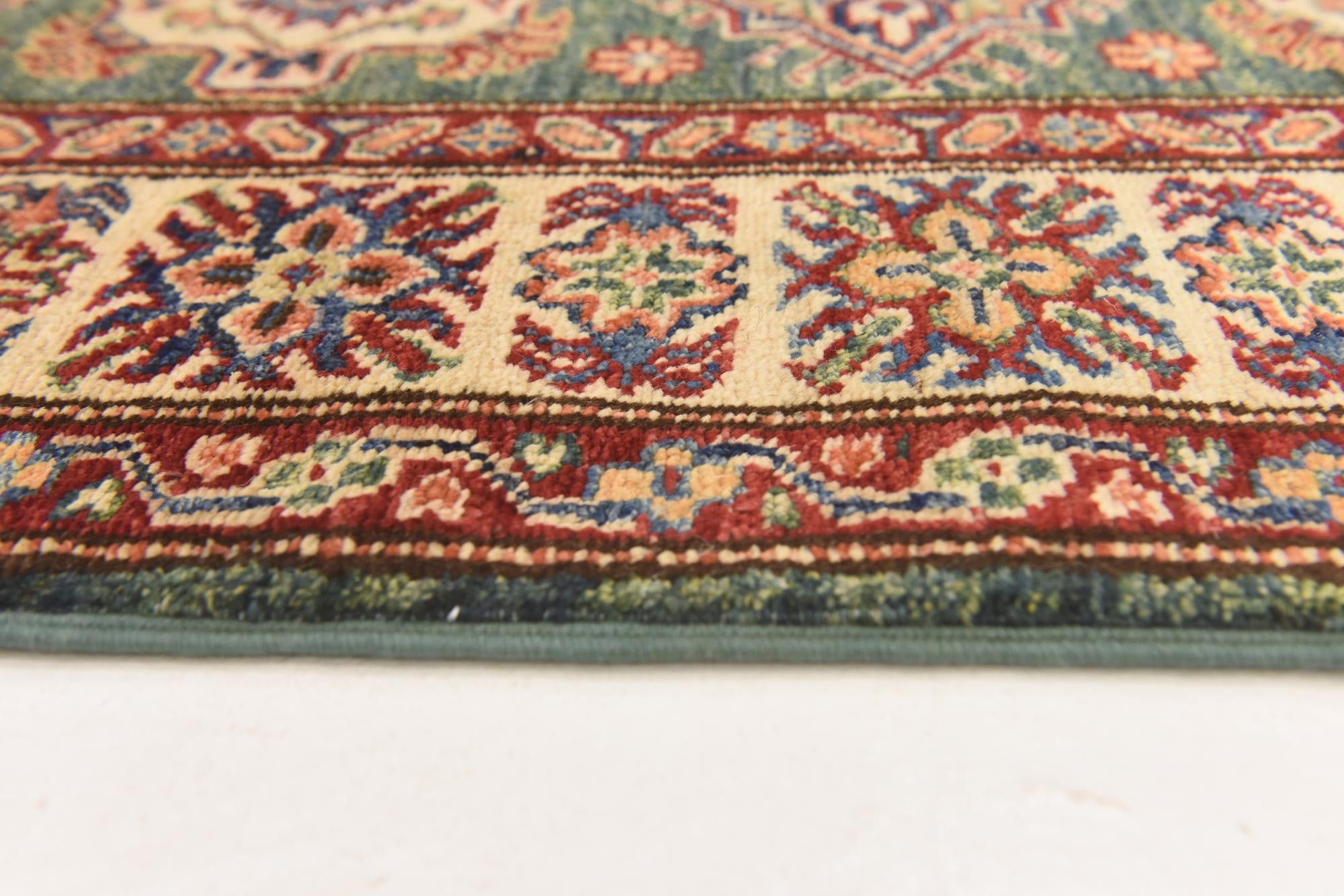 4' x 6' Hand Knotted Kazak Oriental Rug