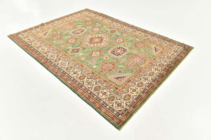 5' 9 x 7' 9 Hand Knotted Kazak Oriental Rug