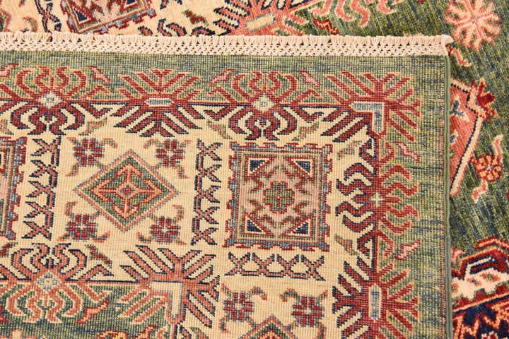 5' 6 x 8' Hand Knotted Kazak Oriental Rug