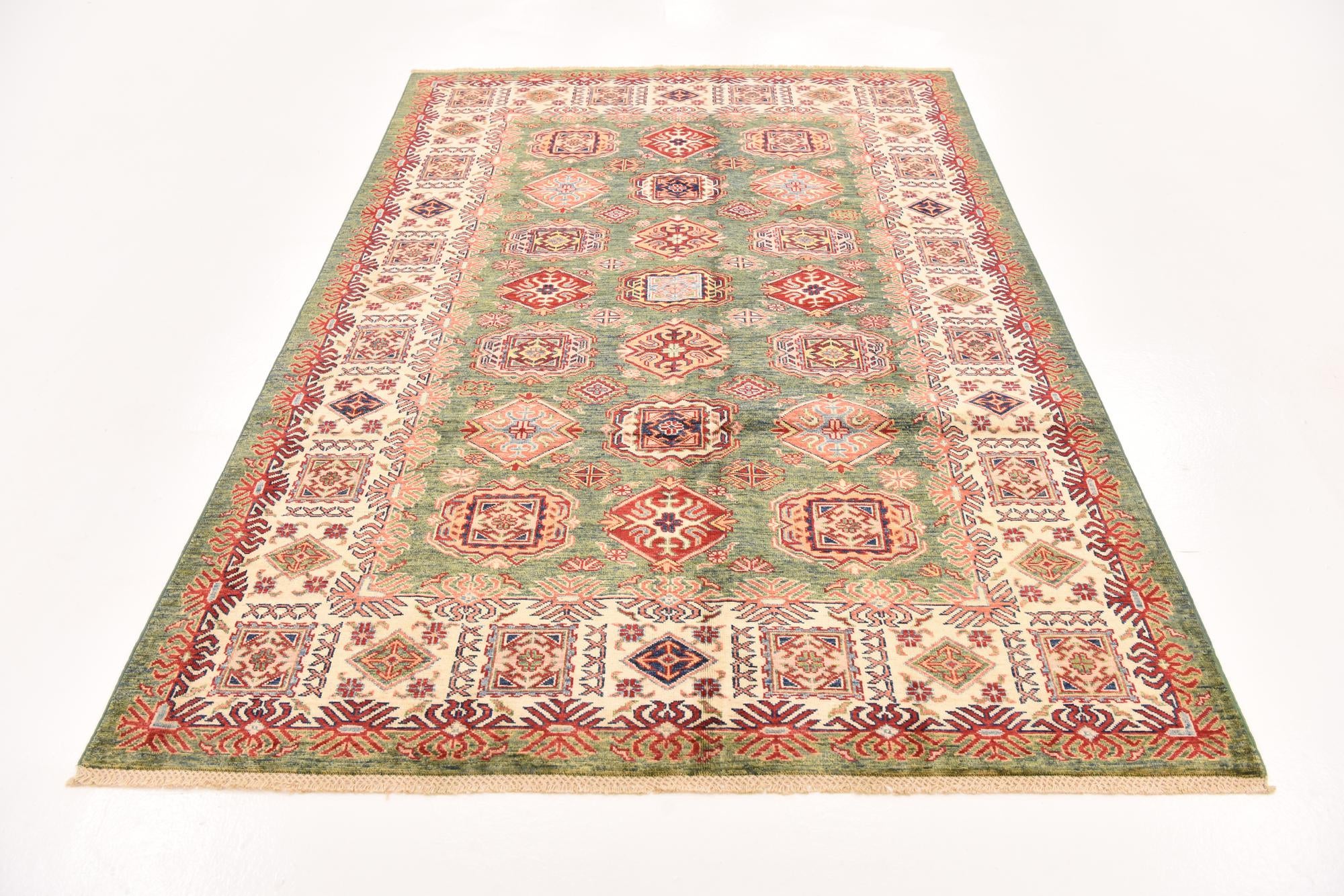 5' 6 x 8' Hand Knotted Kazak Oriental Rug