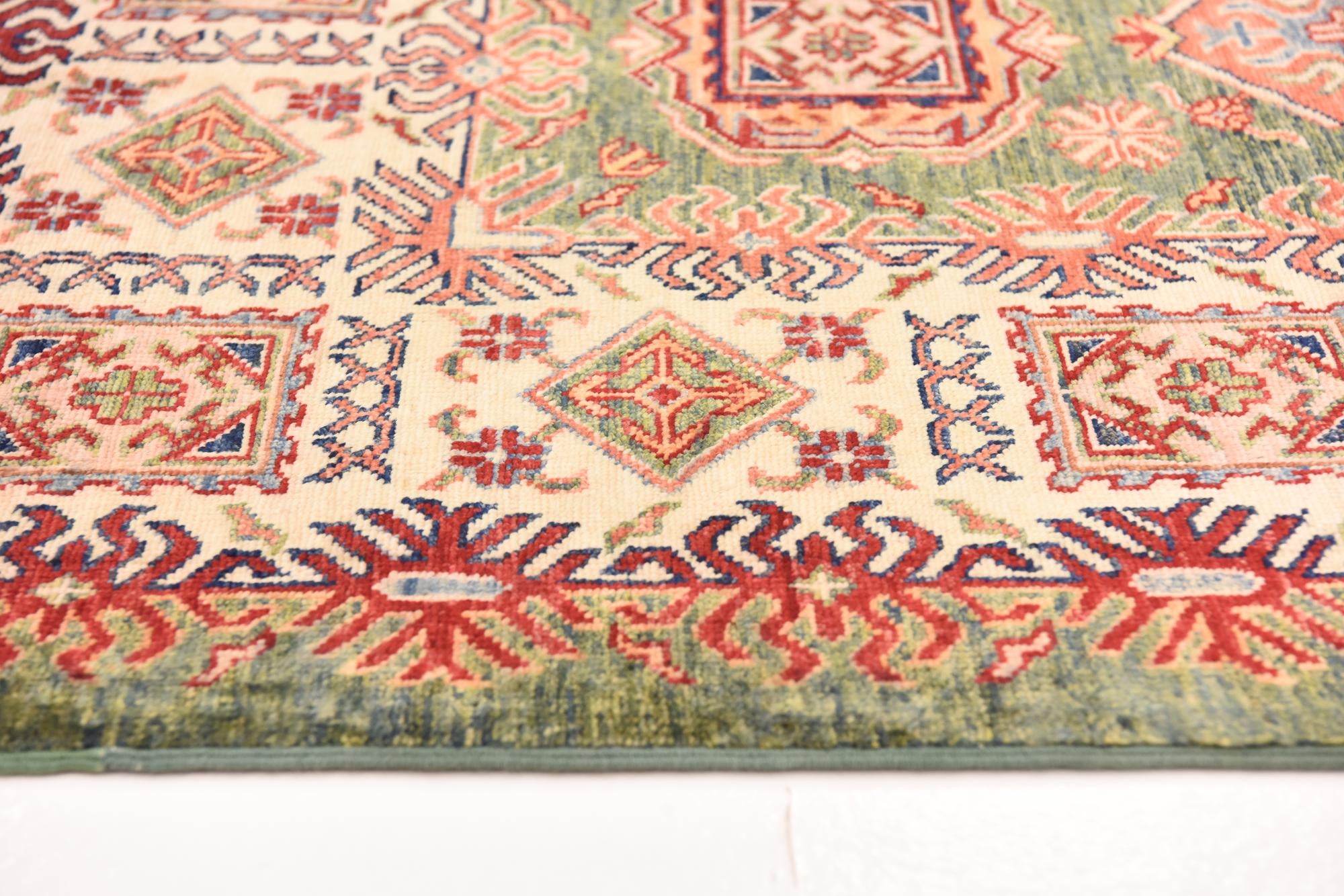 5' 6 x 8' Hand Knotted Kazak Oriental Rug