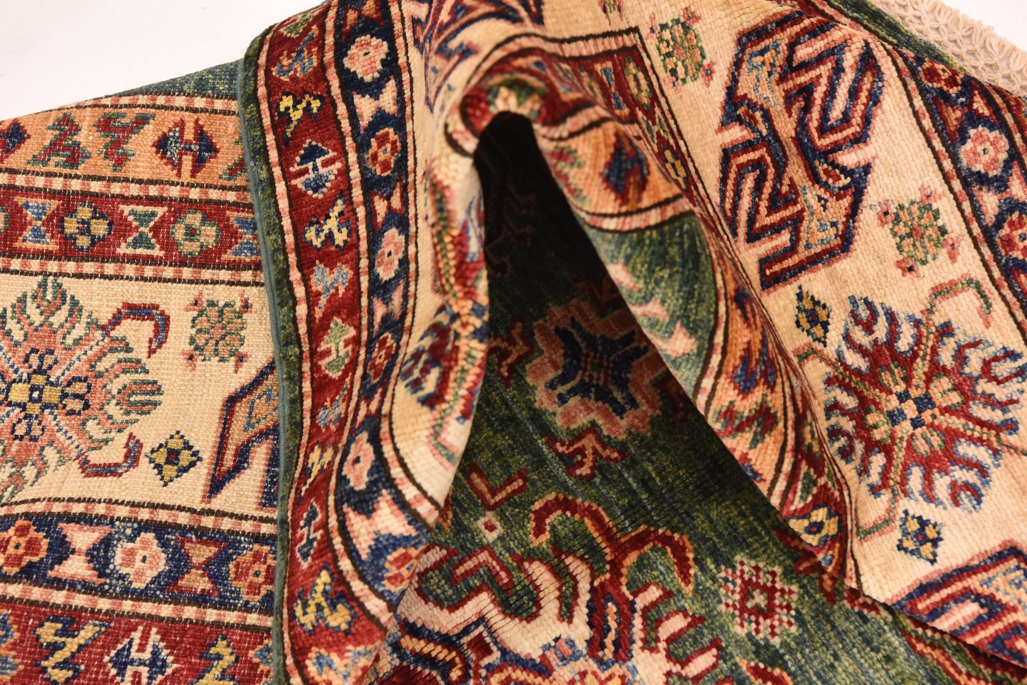 5' 9 x 7' 11 Hand Knotted Kazak Oriental Rug