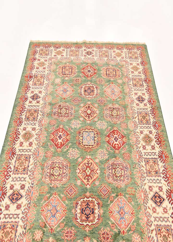 5' 8 x 7' 10 Hand Knotted Kazak Oriental Rug
