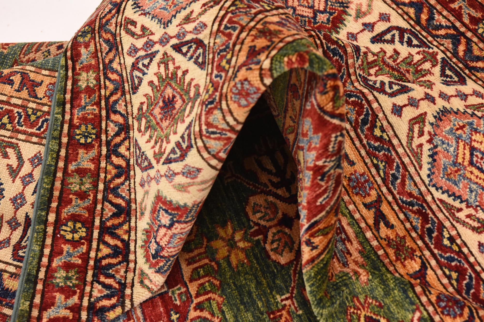 6' 6 x 9' 2 Hand Knotted Kazak Oriental Rug