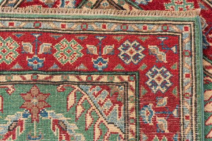 2' 7 x 4' 1 Hand Knotted Kazak Rug