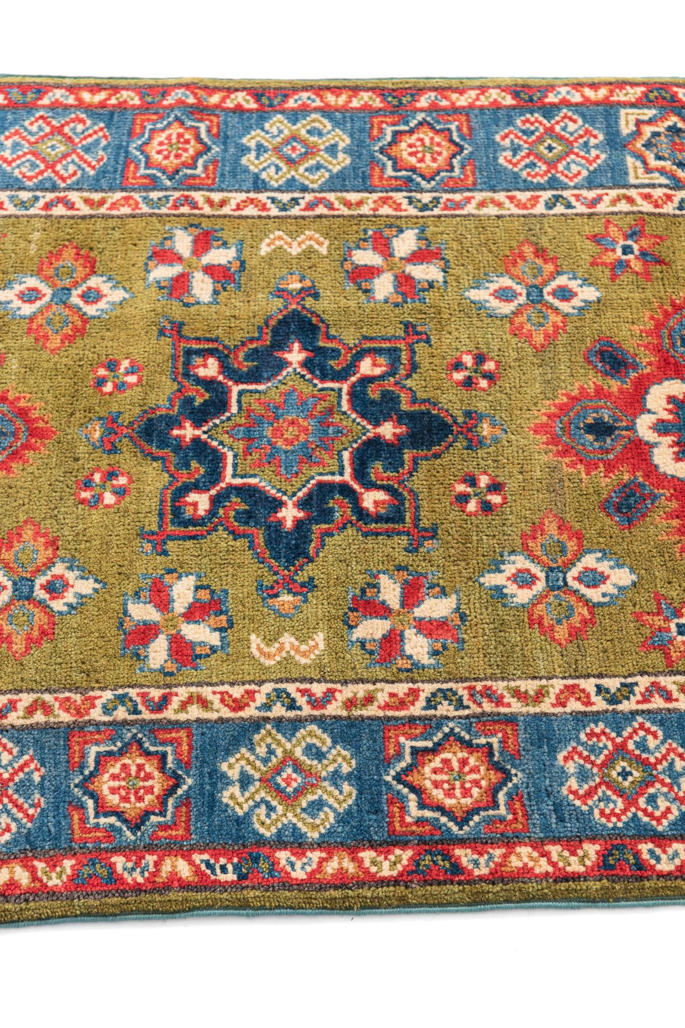 2' 8 x 4' Hand Knotted Kazak Rug