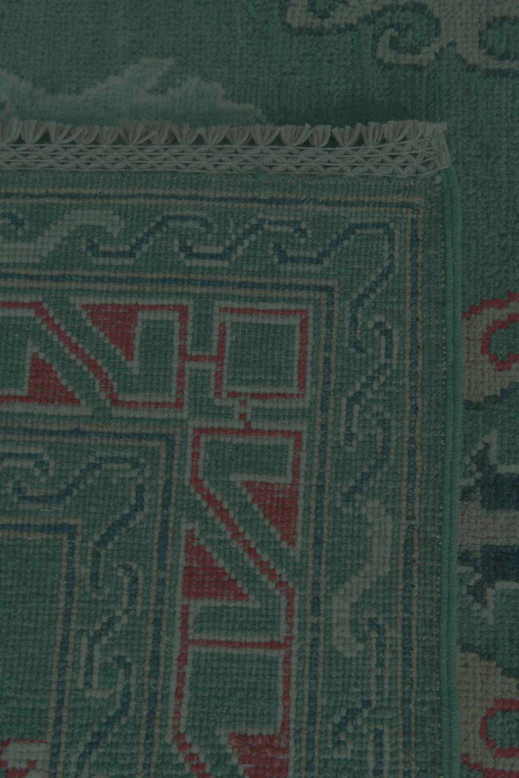 5' 9 x 7' 9 Hand Knotted Kazak Rug