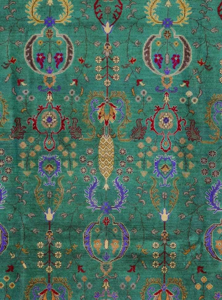 7' 10 x 9' 8 Hand Knotted Kazak Rug