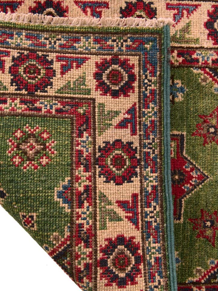 2' x 3' Hand Knotted Kazak Rug