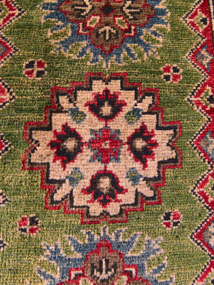 2' x 3' Hand Knotted Kazak Rug