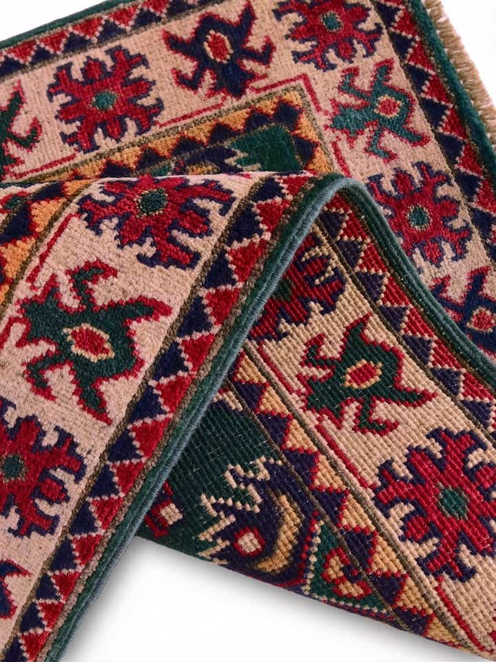 2' x 3' 1 Hand Knotted Kazak Rug