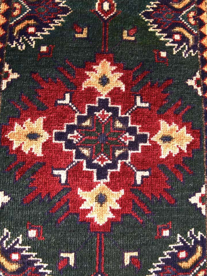 2' x 3' 1 Hand Knotted Kazak Rug