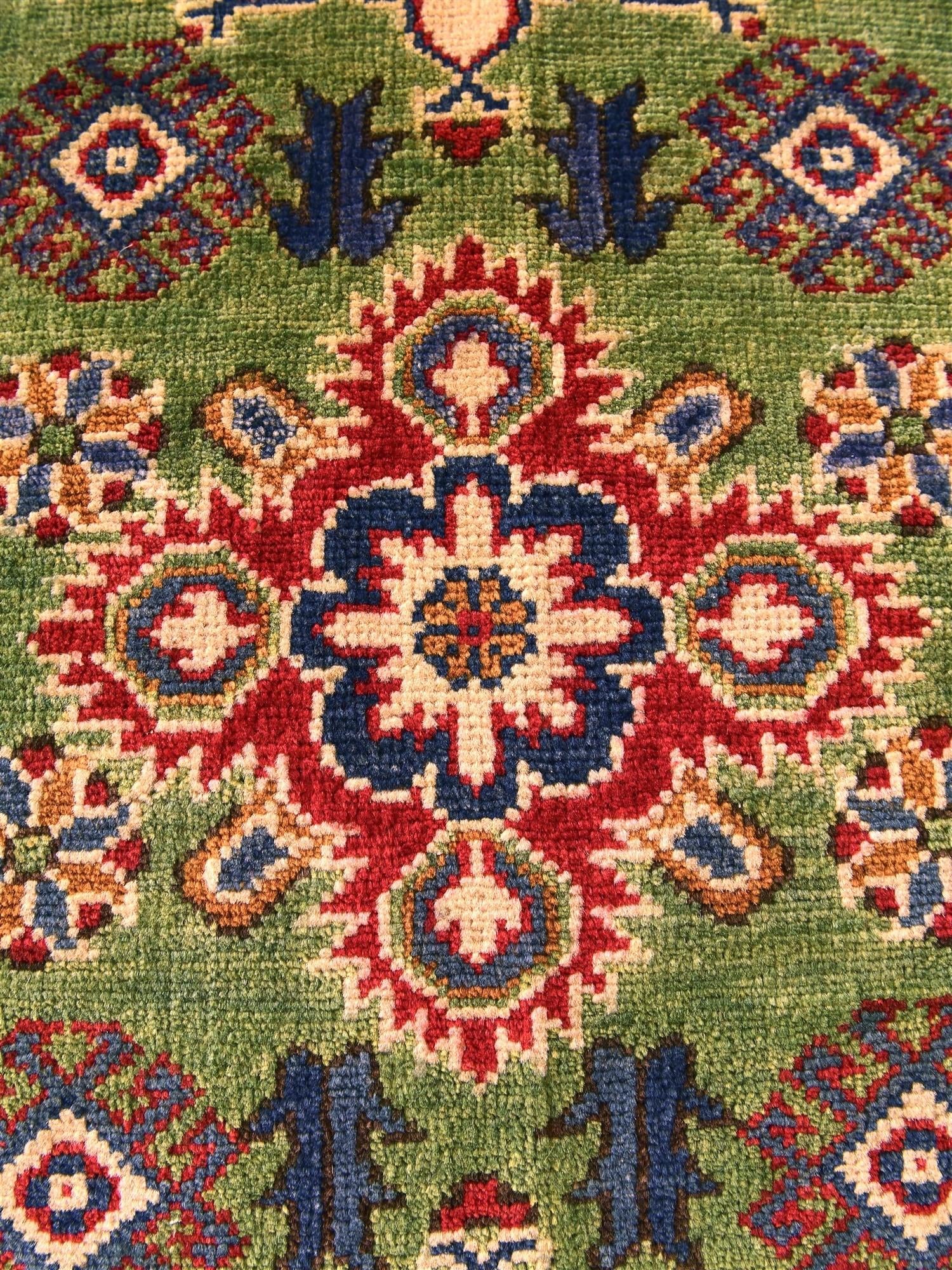 2' x 3' Hand Knotted Kazak Rug