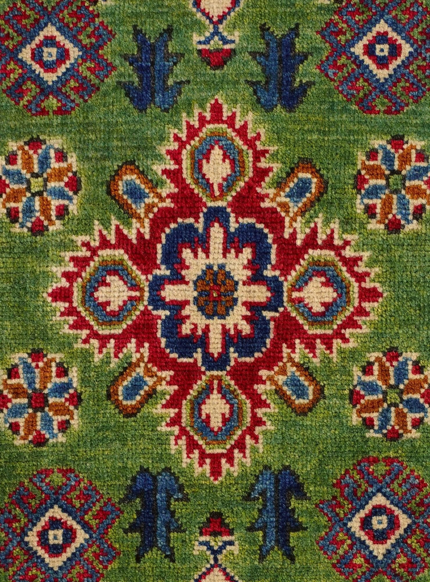 2' x 3' Hand Knotted Kazak Rug