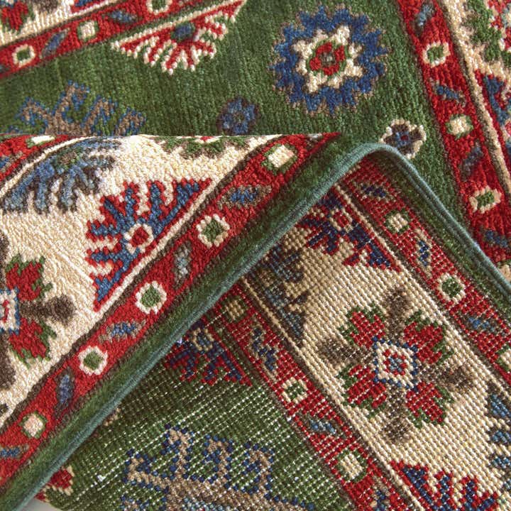 2' 8 x 4' Hand Knotted Kazak Rug