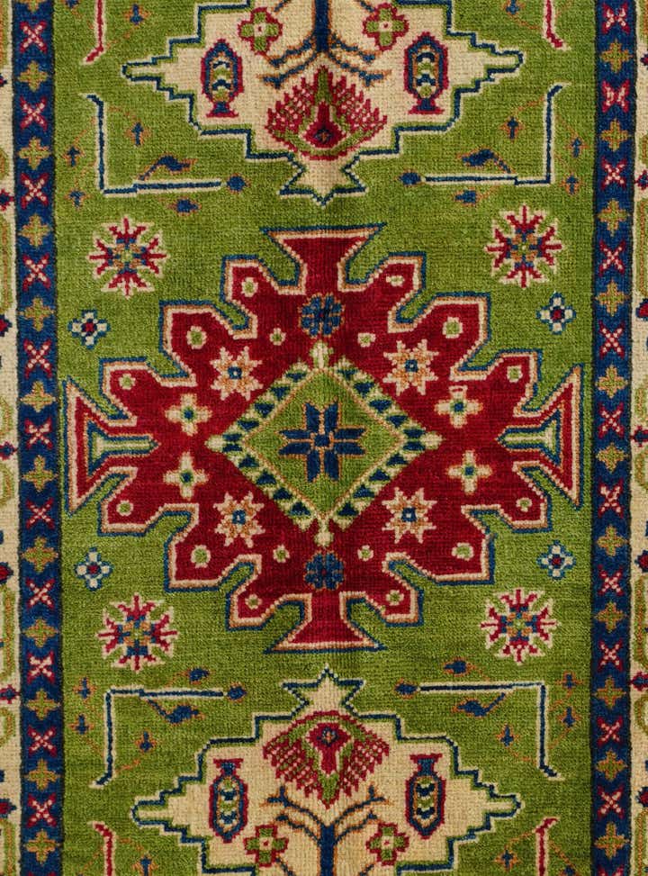2' 9 x 4' 2 Hand Knotted Kazak Rug