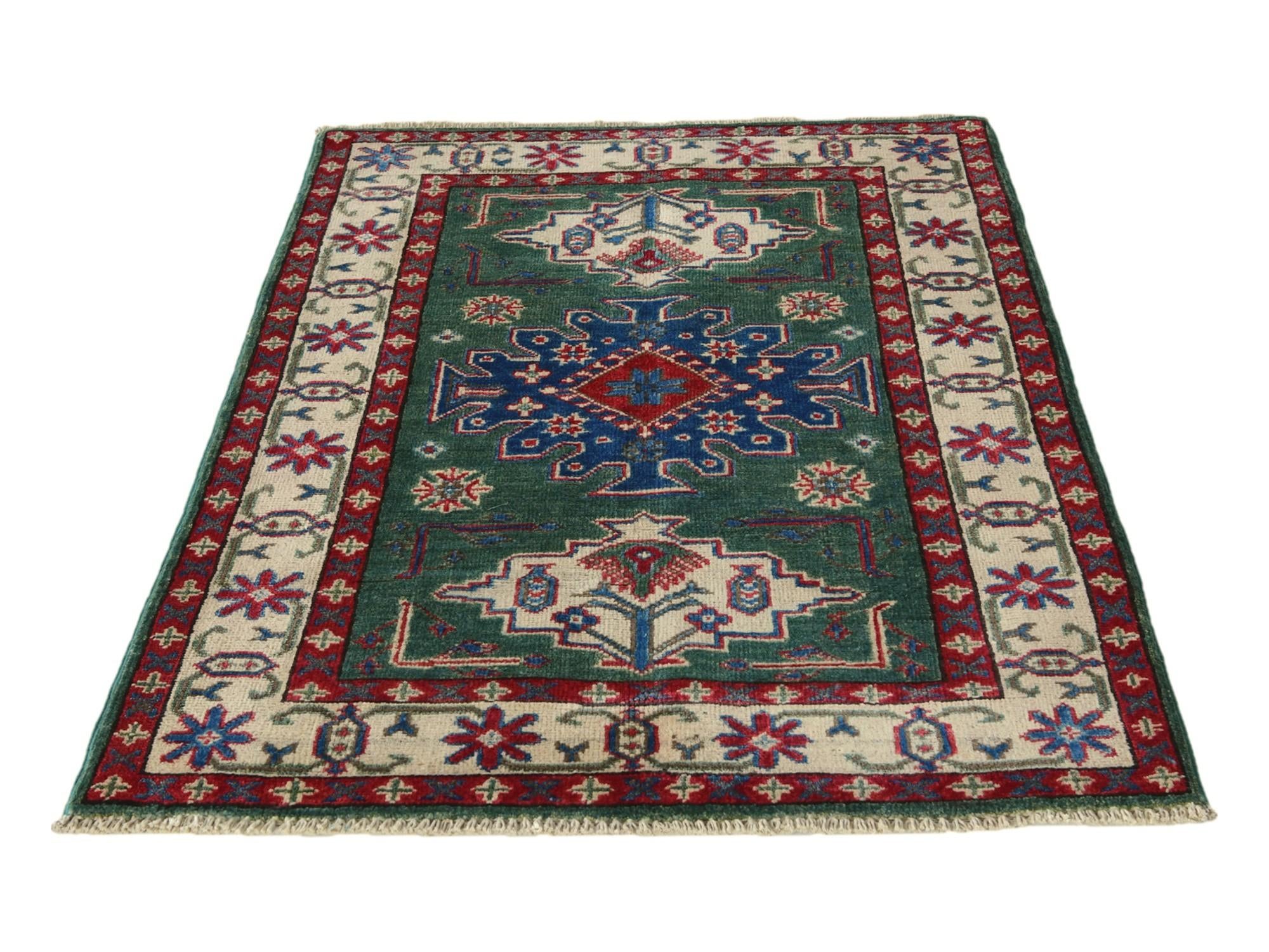2' 8 x 4' 2 Hand Knotted Kazak Rug