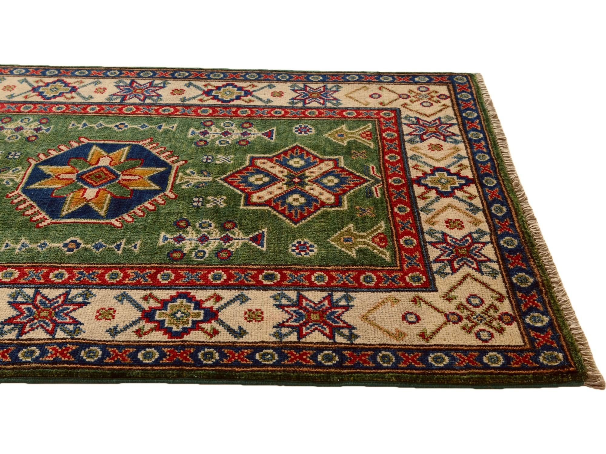 2' 8 x 4' 2 Hand Knotted Kazak Rug