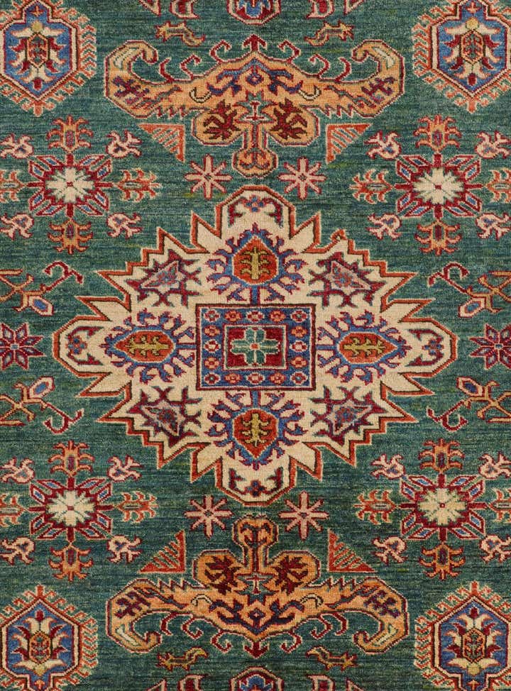5' 9 x 8' Hand Knotted Kazak Rug