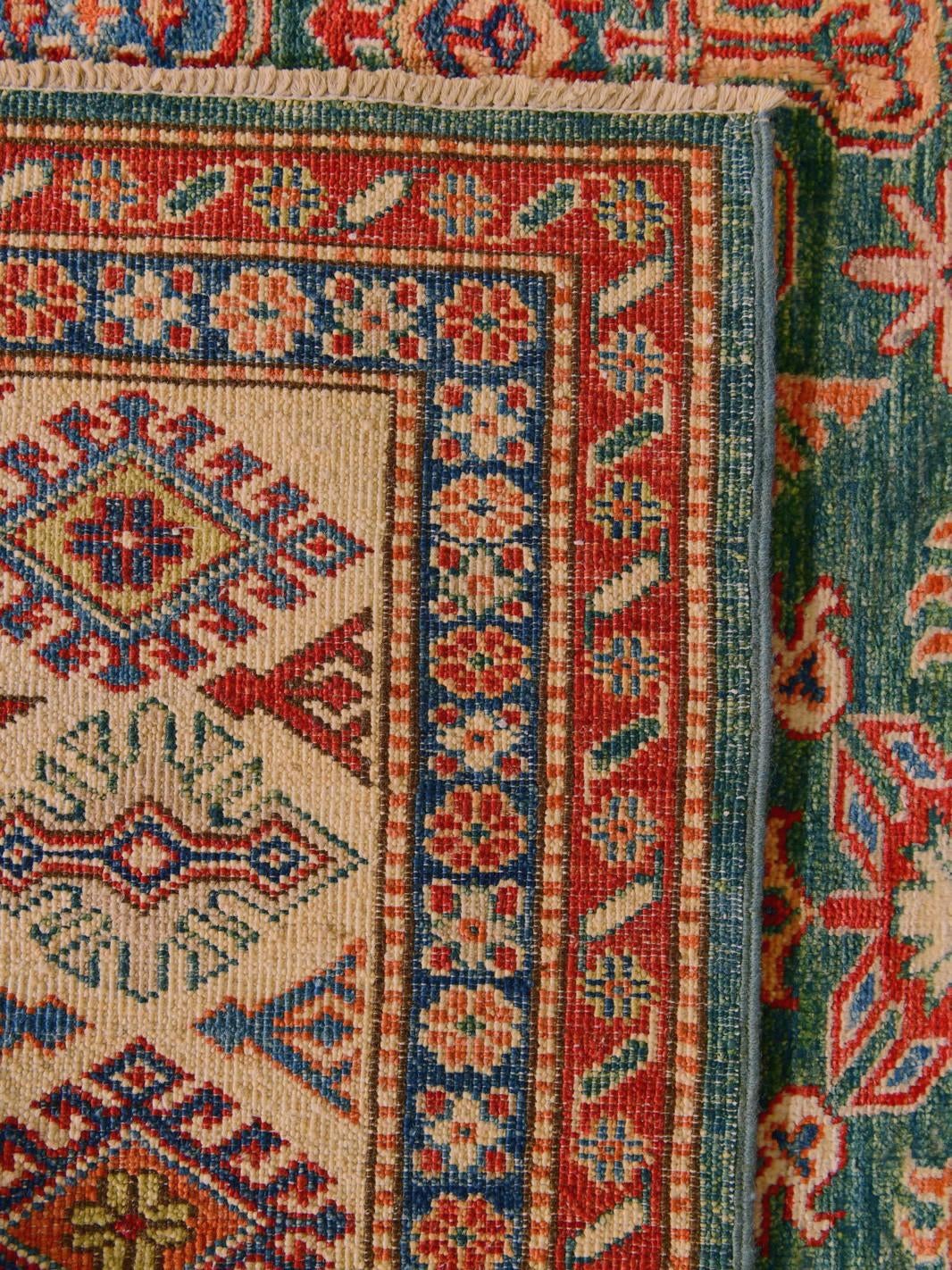 5' 9 x 8' Hand Knotted Kazak Rug