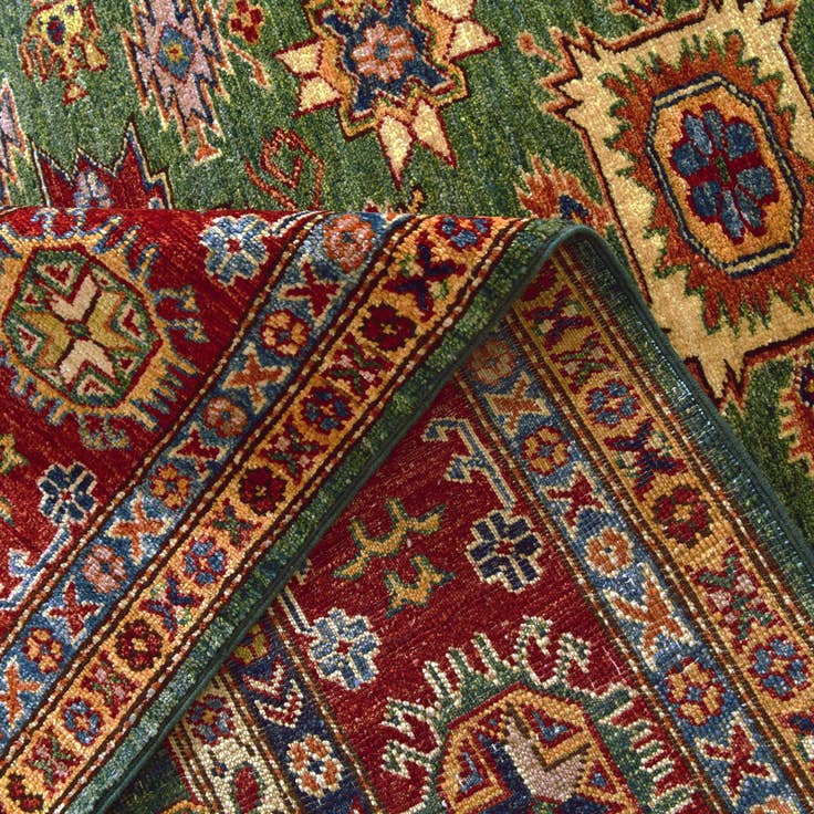 Detail image of 6' x 8' 6 Hand Knotted Kazak Rug