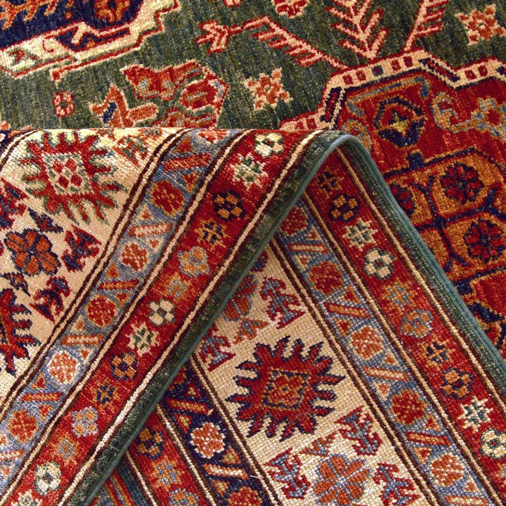 4' 11 x 6' 6 Hand Knotted Kazak Rug