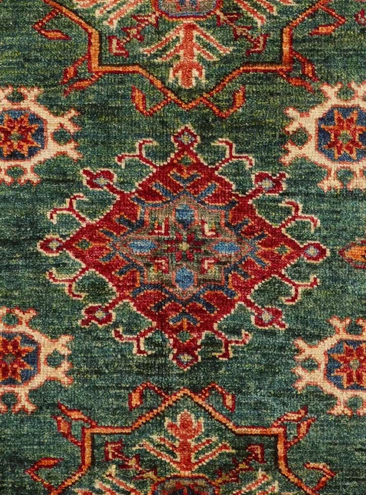 5' 9 x 7' 4 Hand Knotted Kazak Rug
