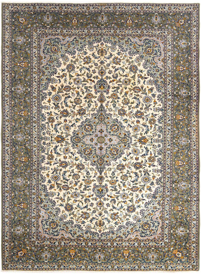 Detail image of 9' 8 x 12' 10 Kerman Wool Rug