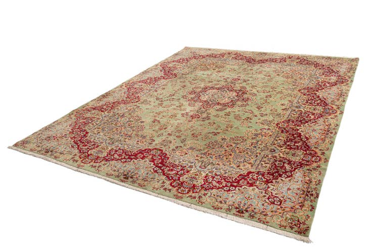Detail image of 9' 7 x 12' 4 Kerman Wool Rug