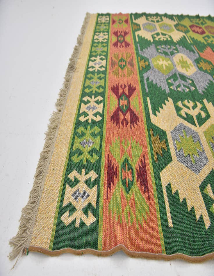 Detail image of 5' x 7' 10  Hand Woven Kilim Dhurrie Wool Rug
