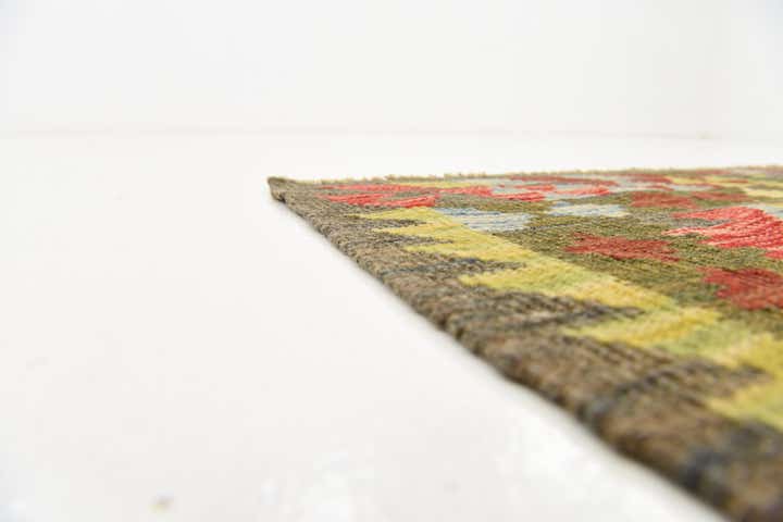 3' 3 x 5' Hand Woven Kilim Maymana Wool Rug